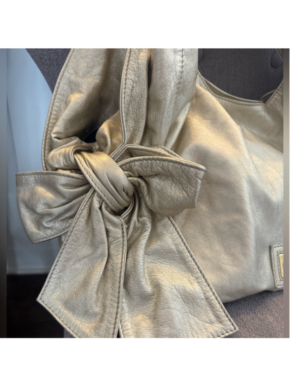Valentino Garavani Gold Metallic Leather Hobo Bag Y2K Shoulder Purse - Picture 3 of 16